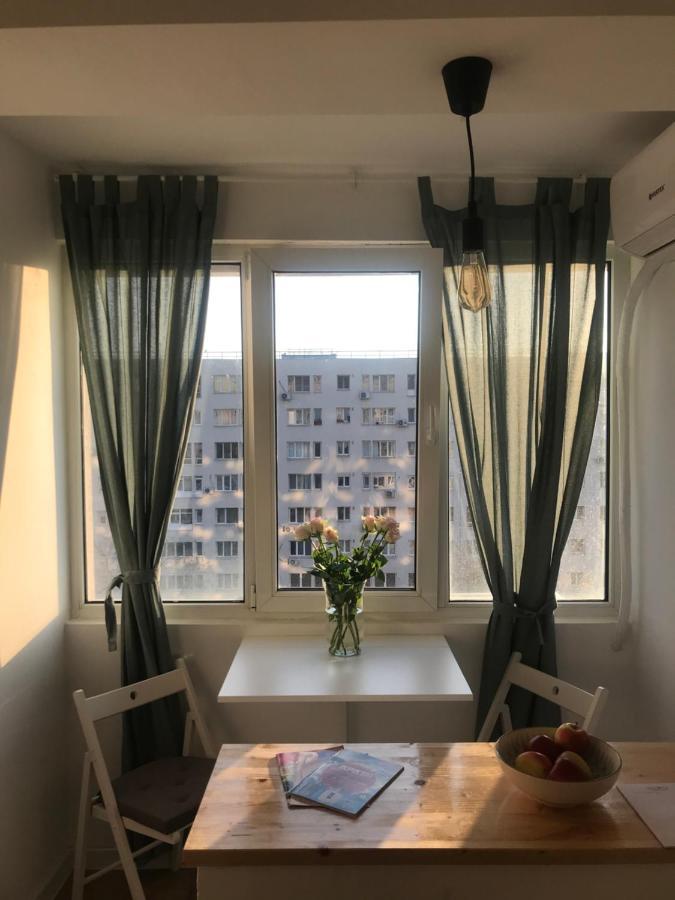 Studio Lotus Bukarest Kültér fotó